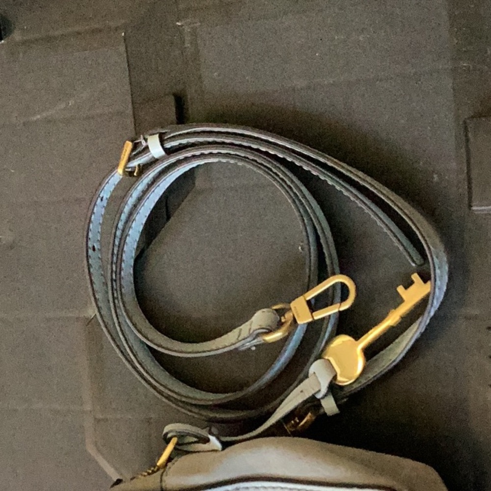 Fossil pale blue Crossbody Bag with Sleek Design - Picture 3 of 11